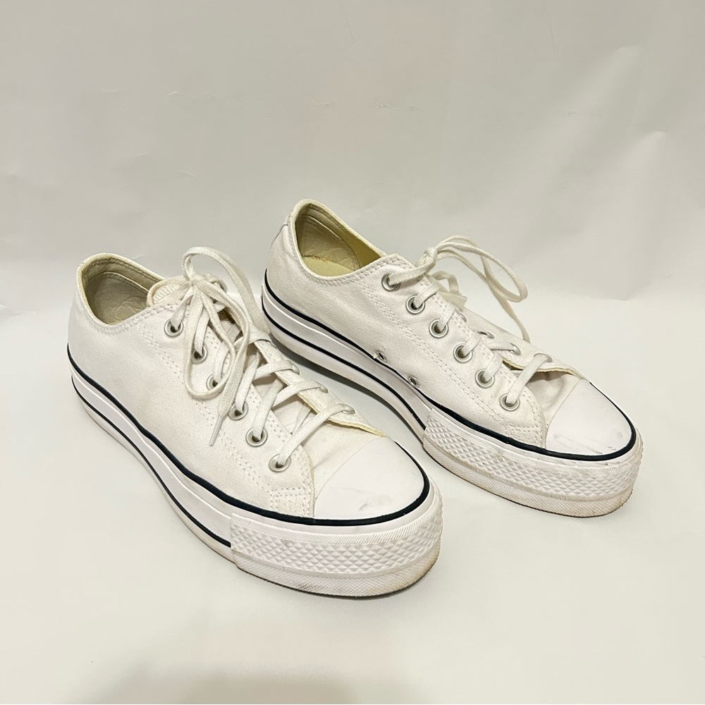 Chuck Taylor all star lift platform sneakers